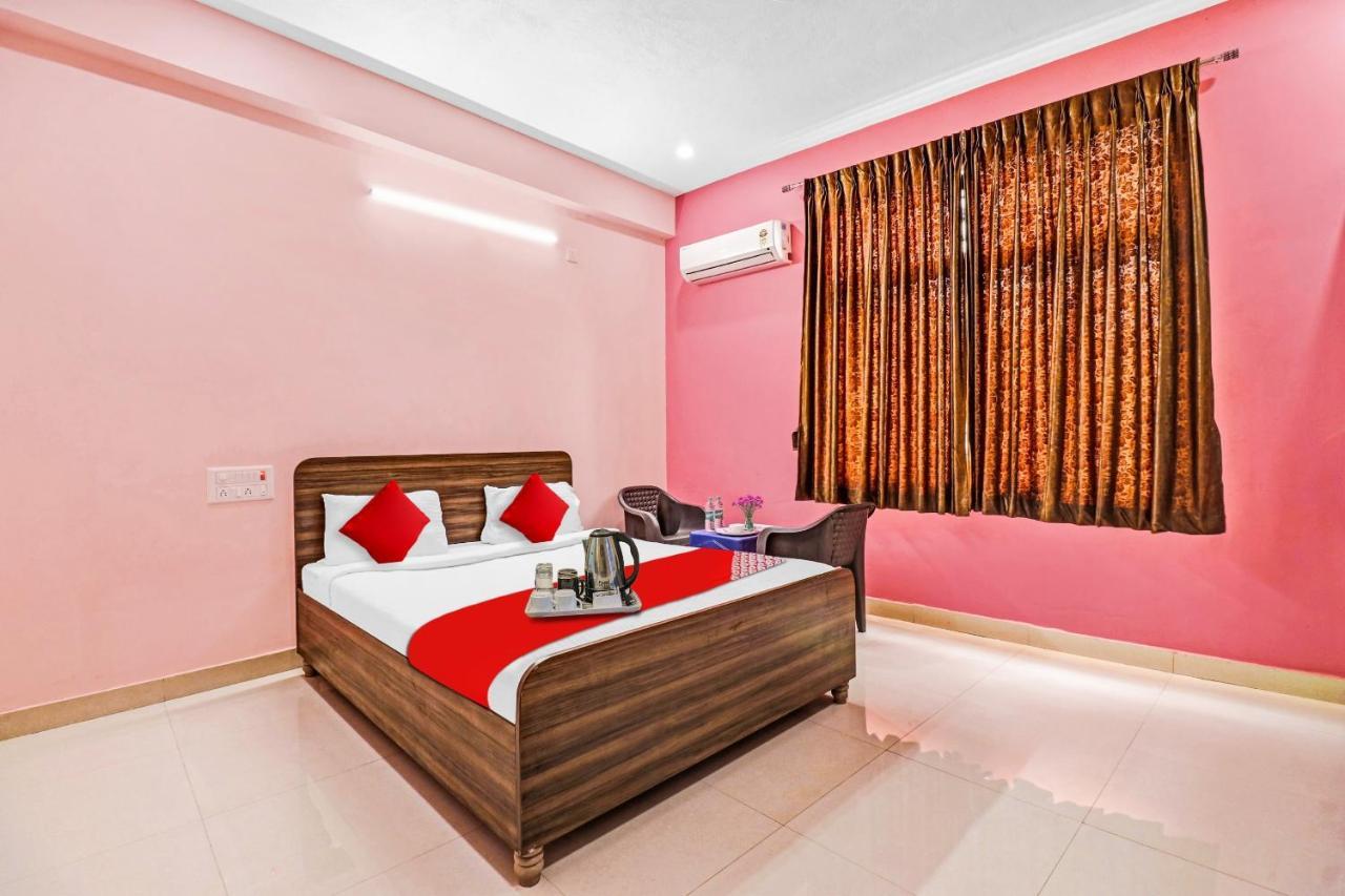 Oyo Flagship Hotel Golden Suites Bangalore Exteriör bild