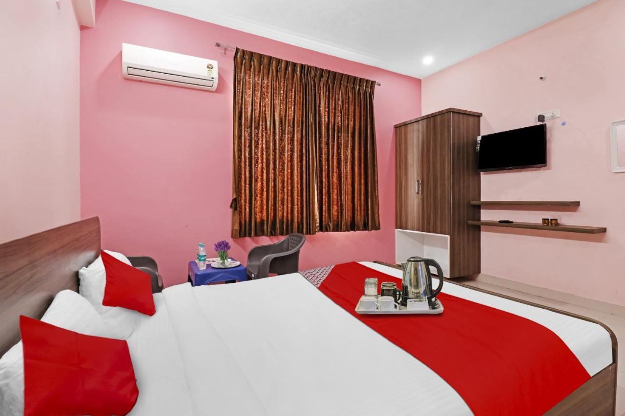 Oyo Flagship Hotel Golden Suites Bangalore Exteriör bild