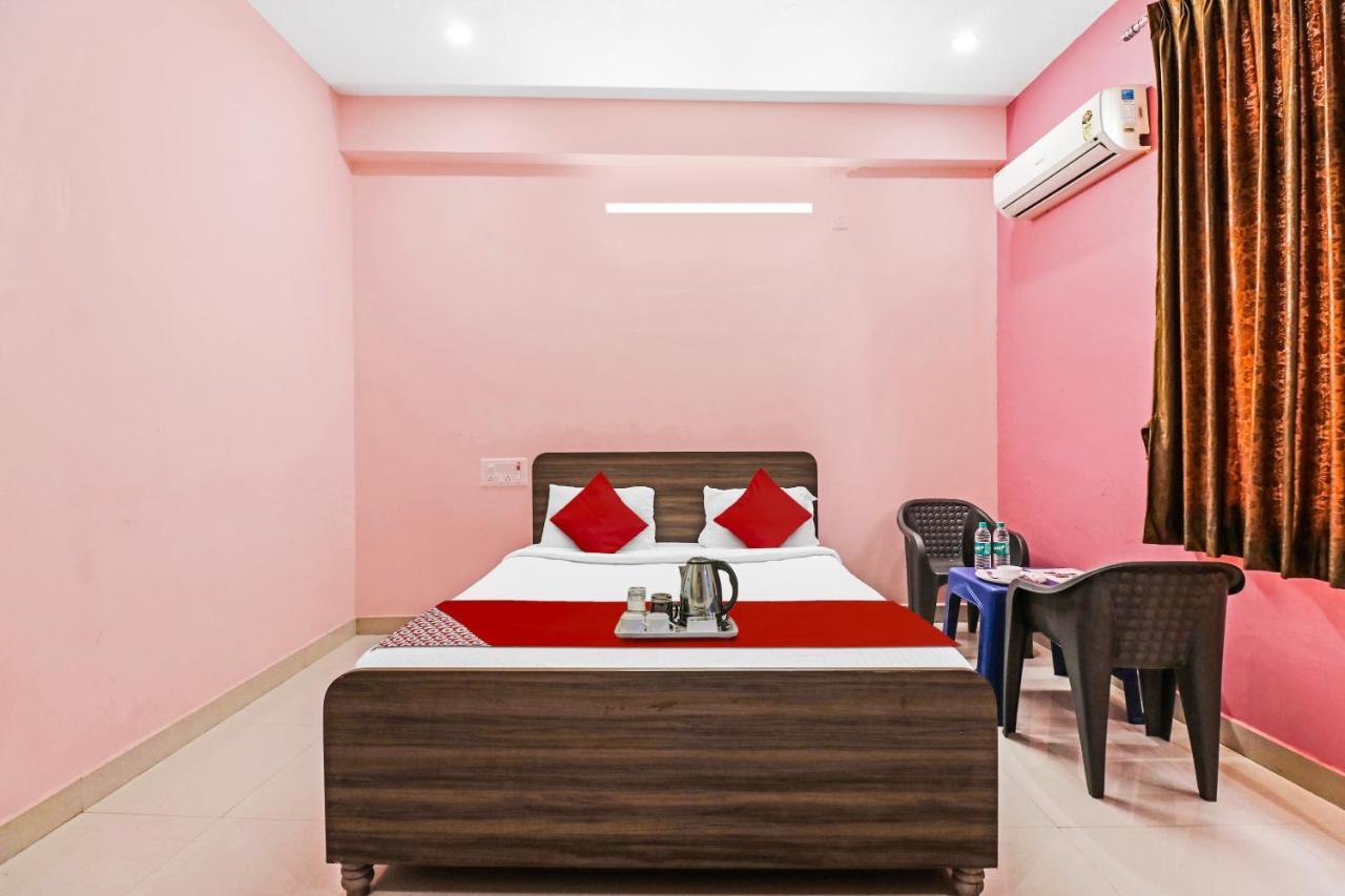 Oyo Flagship Hotel Golden Suites Bangalore Exteriör bild